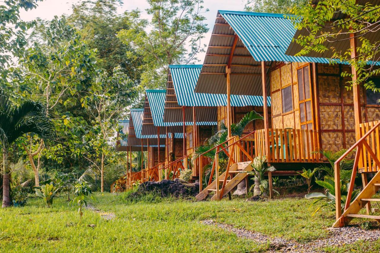 Green Acres Village Moalboal Exterior foto
